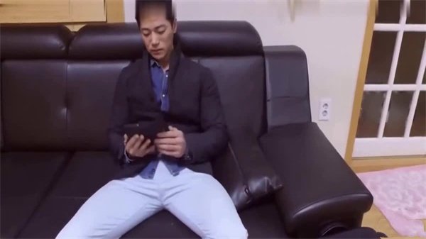AI换脸：刘亦菲×刘诗诗激情出演女友禁忌情事-R级中文字幕首部湿身诱惑