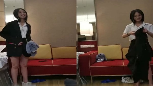 校花校园生活私密曝光 酒店激情一夜情