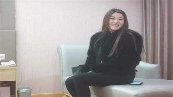 利哥探花 爆操极品高颜值网红 大长腿丰乳肥臀浪叫求饶