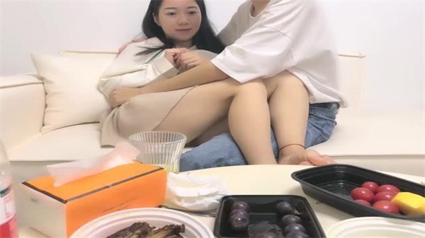 瘦猴探花狂操清纯幼师 初次约炮被巨根插到高潮失禁