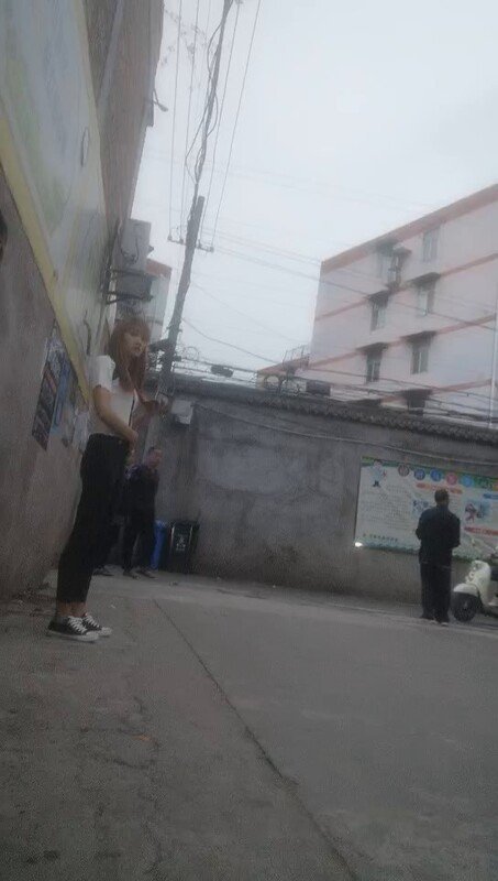 极品站街妹超近视角实录 骚穴被巨根狂插激情爆操
